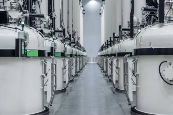 TCL中环智慧工厂依托工业4.0,预测光伏产业四季度或迎转折