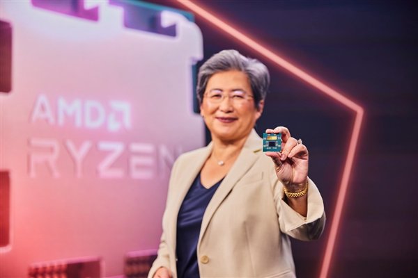 AMD EPYC处理器份额创新高!收入占比已达33.7%