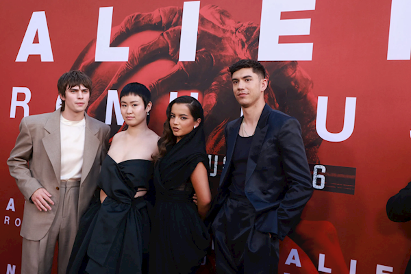 《异形:夺命舰》以小博大