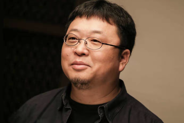 又欠了?罗永浩官宣重回脱口秀 最终还得靠“嘴”吃饭