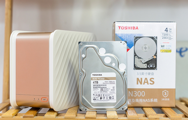 东芝N300硬盘为企业构建高效创意工作流:NAS存储与多人协作方案