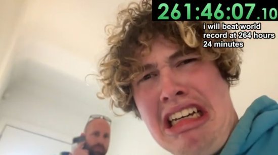 男子直播12天不睡觉成功破纪录 全程保持清醒:看起来可怕