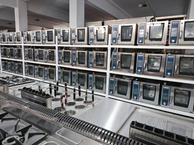 餐饮“收尸人”亲述:1个月收了42家火锅店