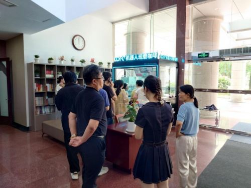 第5代国际金奖机器人咖啡亭COFE+入驻宁波机关单位