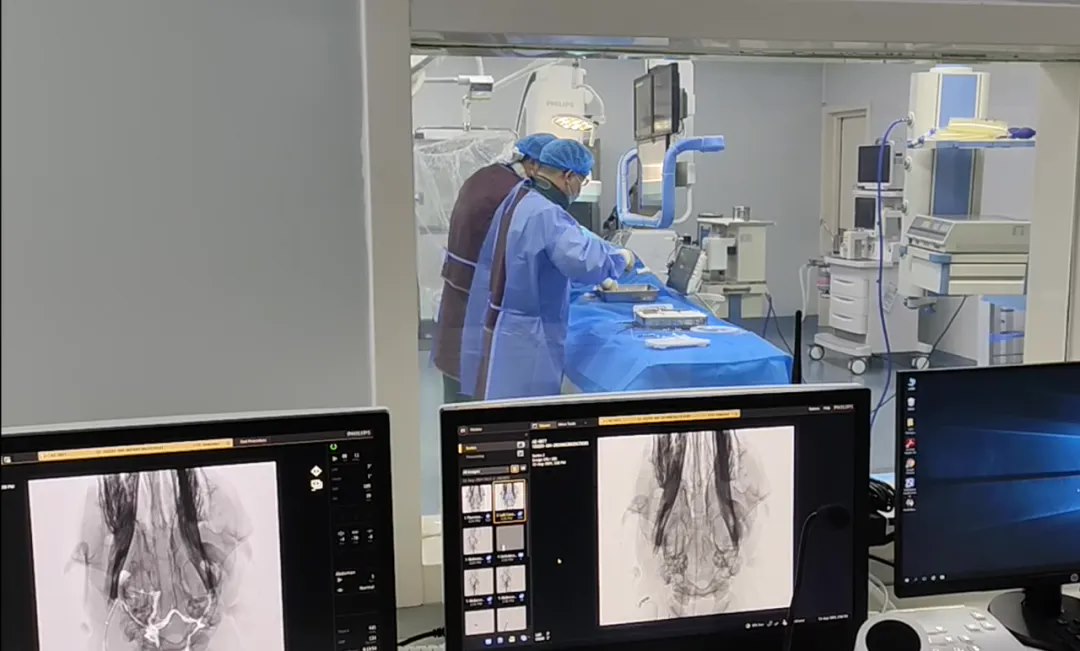 全球首例,介入式脑机接口传感器血管内取出试验在北京完成