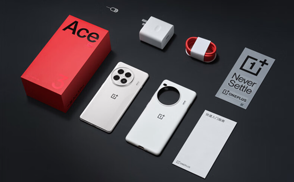 曲面屏OUT!多家厂商新机将放弃曲屏设计 采用纯直屏