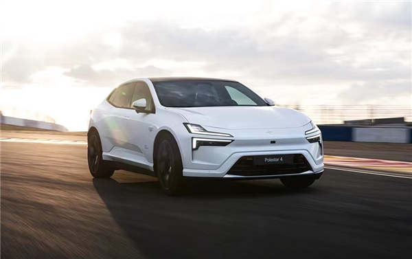 极星科技COO:有个很像保时捷的车宣传能下赛道、2天就上墙了