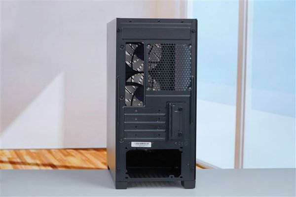 仅199元支持侧透!酷冷至尊Elite 301系列机箱图赏