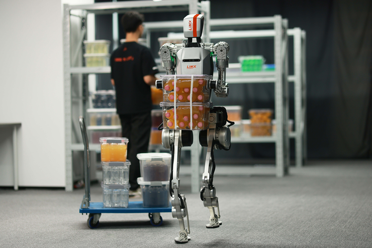 具身智能构型之争:人形、灵巧手、双足,谁是最终 C 位?