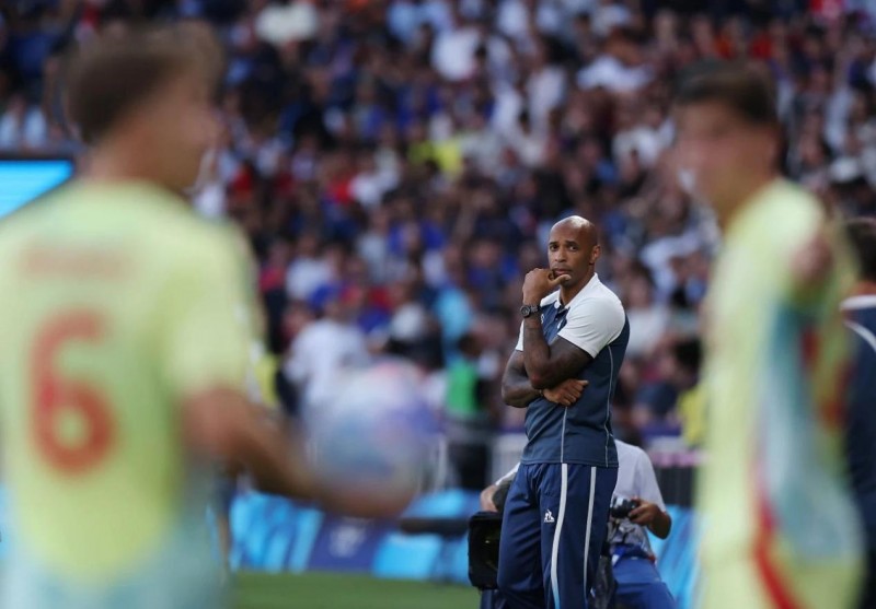 高速对焦新突破：佳能EOS R1奥运赛场新体验