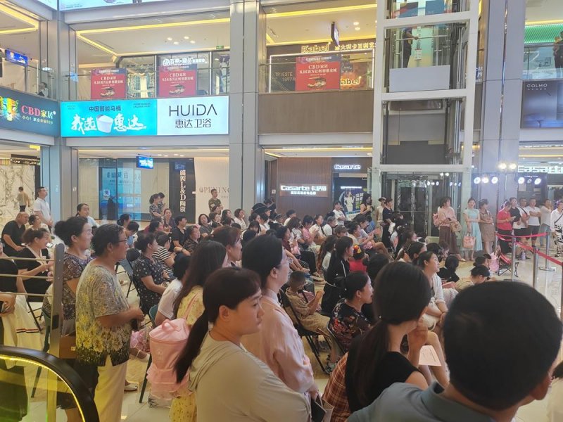 庆阳市家电、电子产品、家居以旧换新促消费活动火热进行