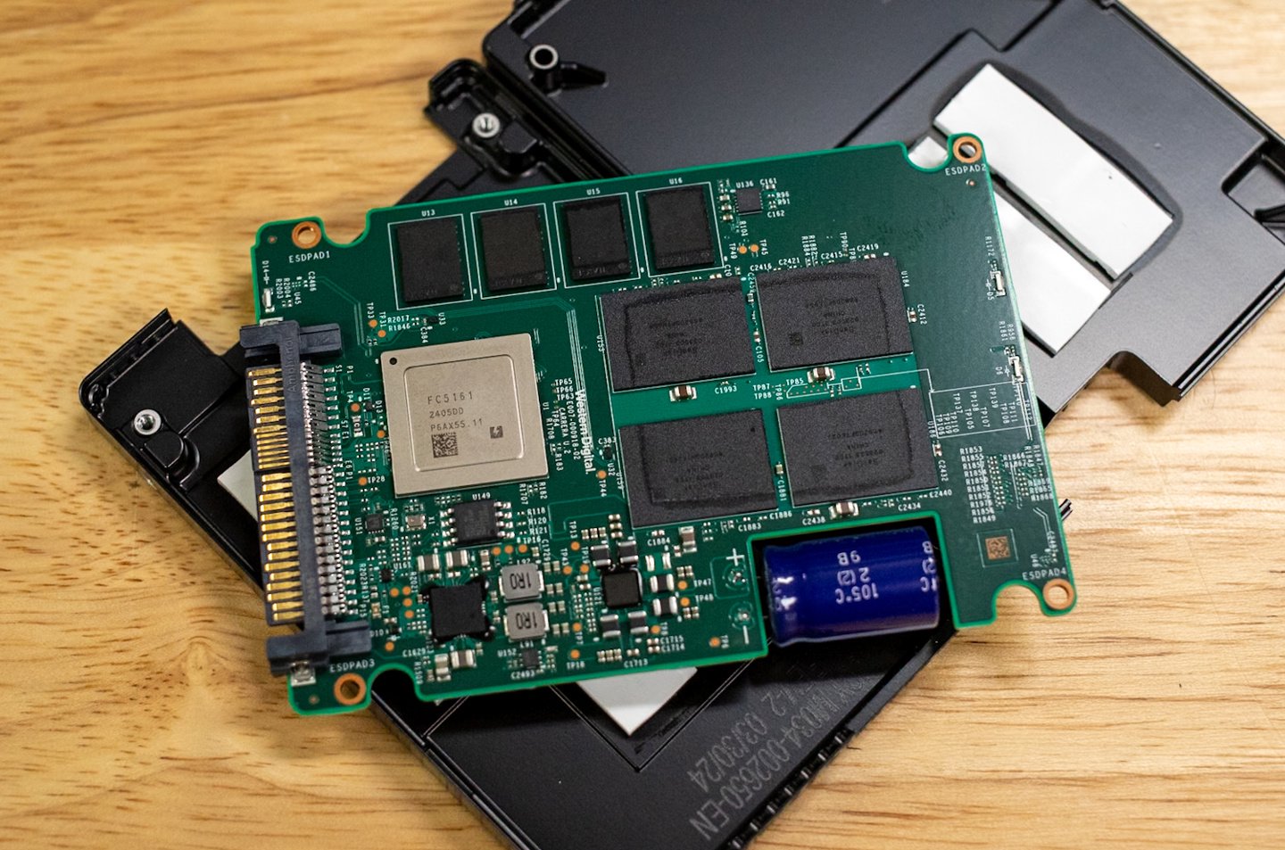 西部数据首款 Gen5 固态硬盘 Ultrastar DC SN861 主控确认:韩国 FADU FC5161