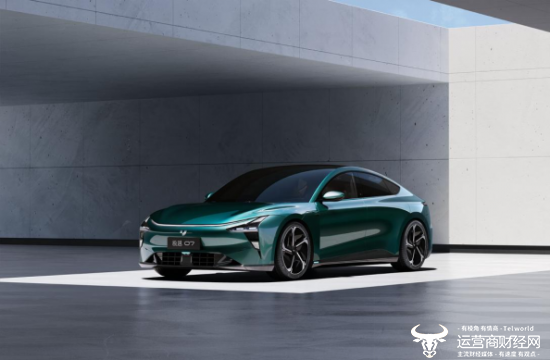 极越汽车COO罗岗称“智能化领先特斯拉” 上半年销量却仅2700辆