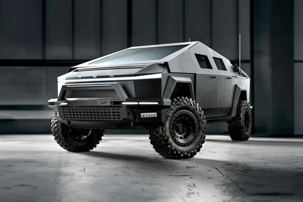 绿牌特斯拉Cybertruck现身天津街头引热议:第三方爆改“装甲车”亮相