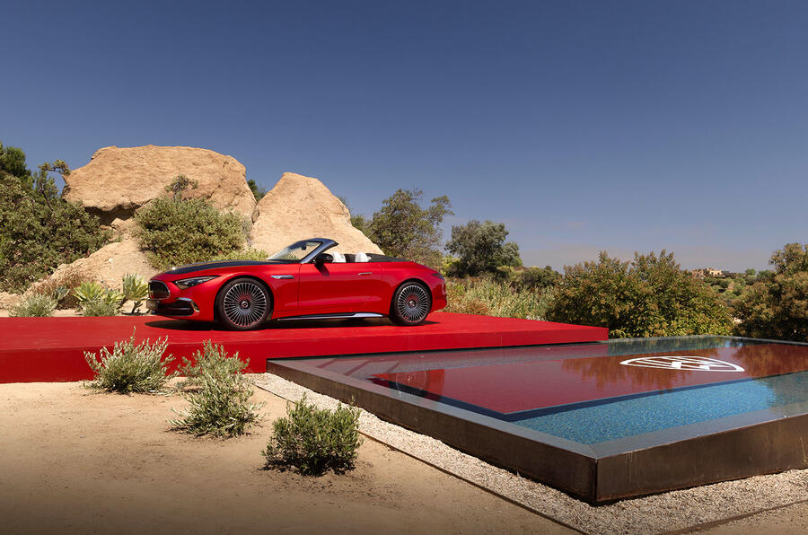 迈巴赫首款敞篷跑车 SL 680 Monogram 发布,搭载 4.0L 双涡轮 V8 发动机