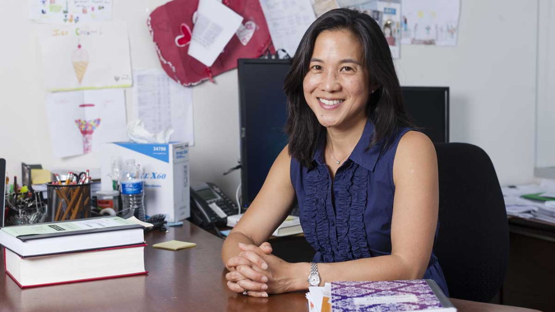 余承东的刷屏视频,揭示了成功者最大的底气,来自于1件事