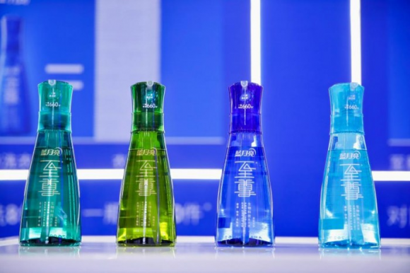 浓缩洗衣液:蓝月亮的创新之路,推动行业绿色升级