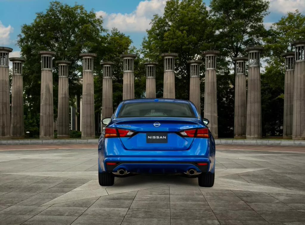 2025 款日产天籁海外发布：取消涡轮增压发动机，新增特别版车型