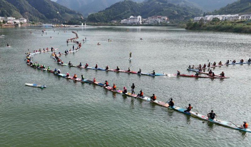 中国第一届柠檬桨板节胜利闭幕,创造世界纪录,推动行业发展