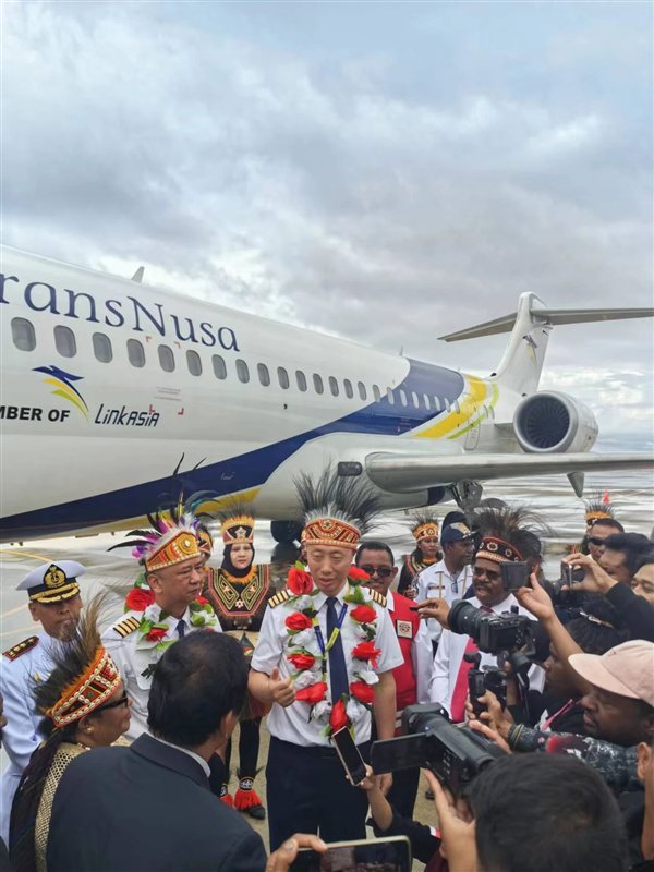 1600×30米!国产飞机ARJ21在印尼完成短窄跑道演示验证任务