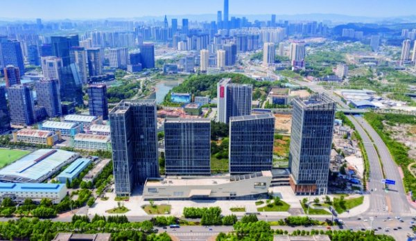 图为阳光城·启航中心项目。