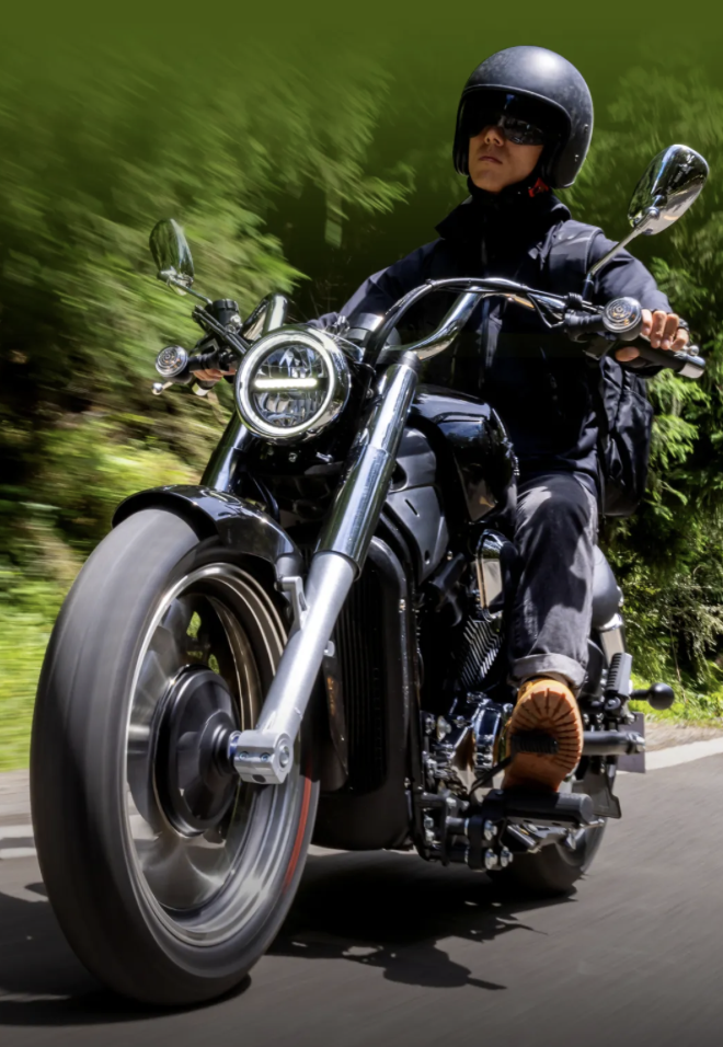 力帆 V400 摩托车官图公布:复古外形 / 圆灯设计,搭 400ml 四冲程水冷双缸发动机