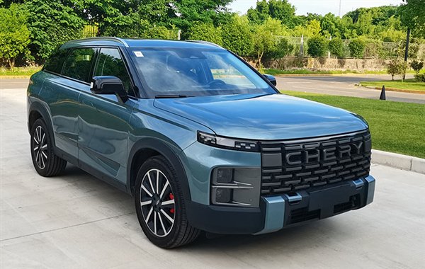 奇瑞瑞虎7运动版实车曝光:10万块买“路虎揽胜极光”