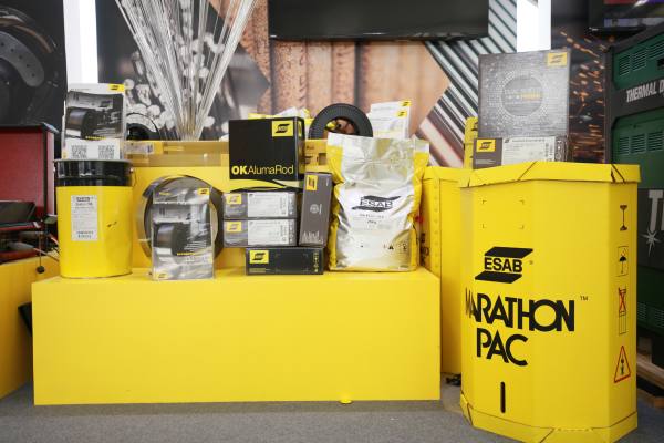 伊萨亮相埃森展,120年辉煌品质引领焊接新时代