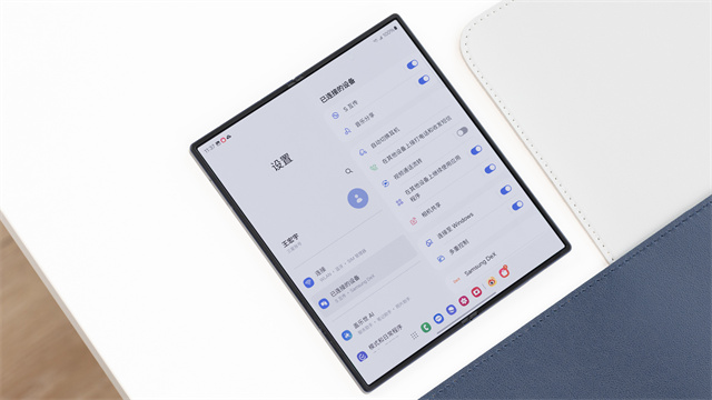 三星Galaxy Z Fold6体验:依然精致的外观 目前最强三星折叠屏