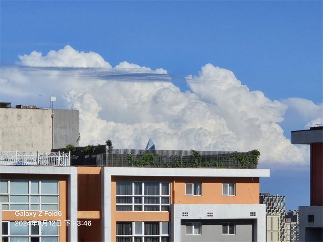 三星Galaxy Z Fold6体验:依然精致的外观 目前最强三星折叠屏