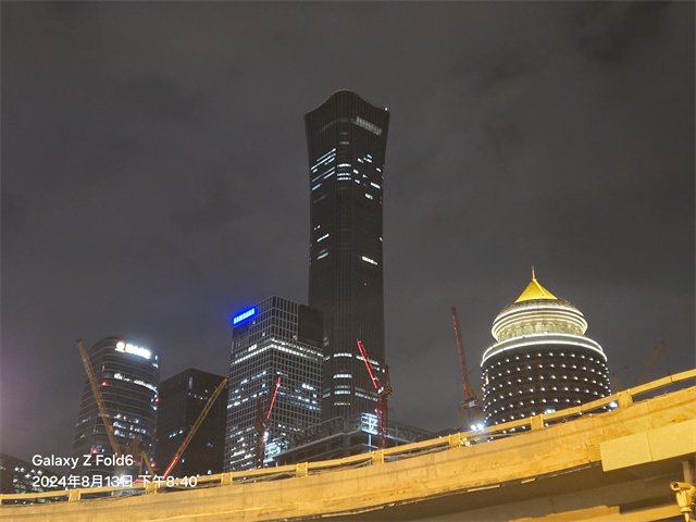 三星Galaxy Z Fold6体验:依然精致的外观 目前最强三星折叠屏