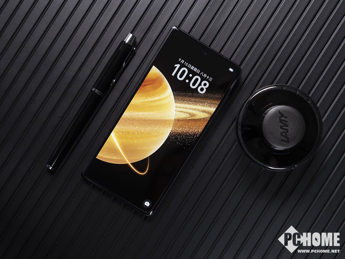 荣耀官宣参展IFA 2024：面相海外市场发布Magic V3