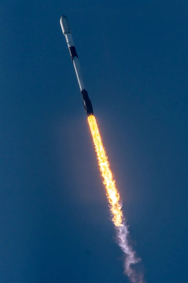 SpaceX无敌纪录:22天完成11次发射!