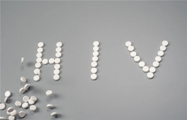 科学家成功逆转HIV:一次可让病毒减少99.99%