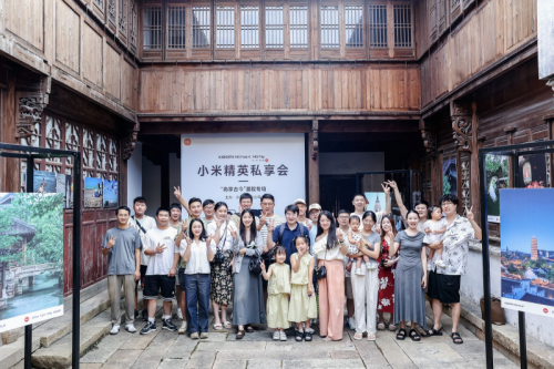 用科技感打开濮院时尚古镇的古今之美