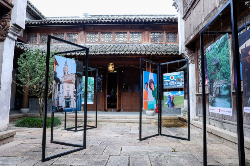 用科技感打开濮院时尚古镇的古今之美