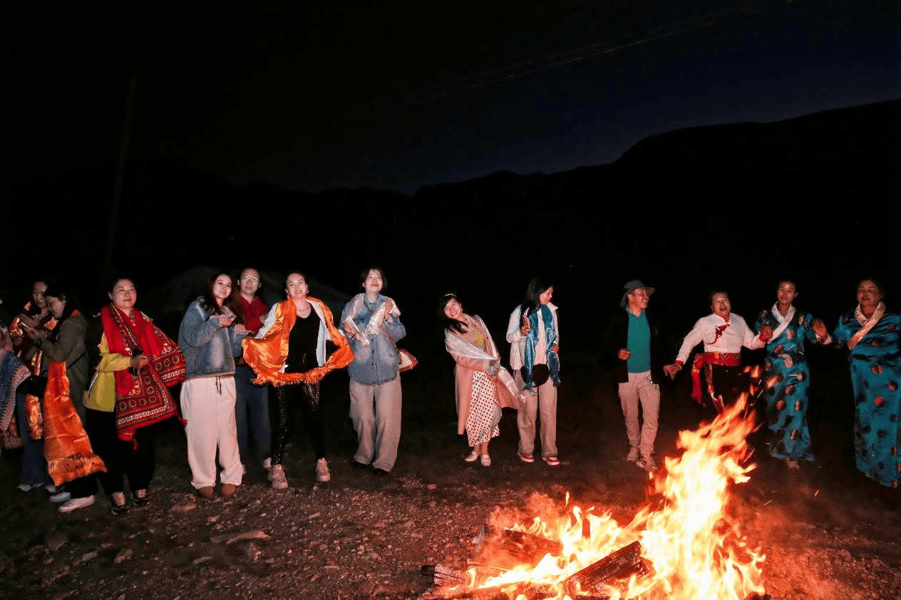 重磅升级商品策略 大牌鲸选电商旺季持续发力!