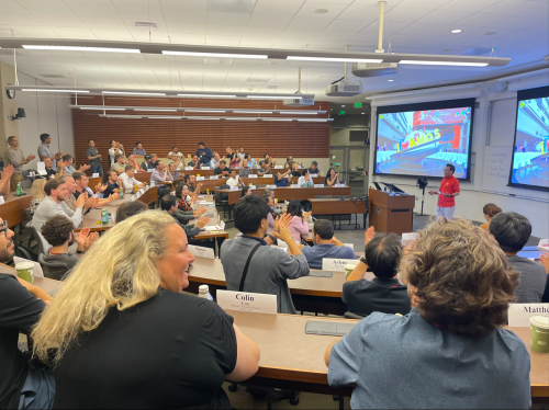 用一颗创意糖果走进美国糖果名人堂丨金多多食品董事长马恩多在美国斯坦福大学演讲为中国品牌发声