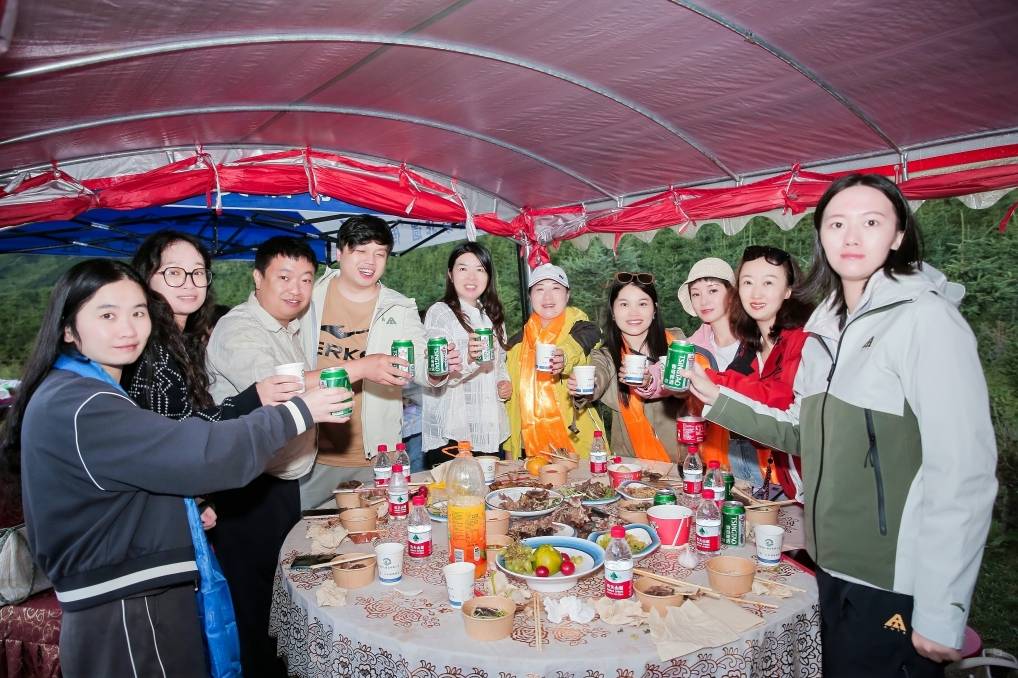 重磅升级商品策略 大牌鲸选电商旺季持续发力!