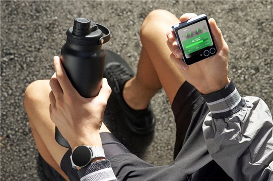 小折叠机也有酣畅的影音娱乐体验 快来试试三星Galaxy Z Flip6