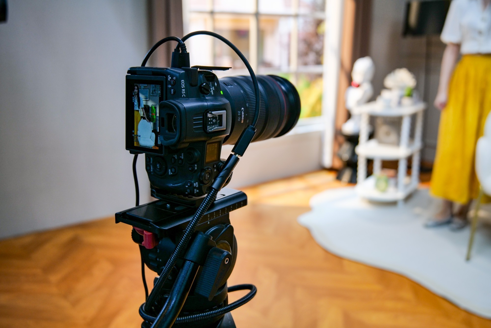 BIRTV 2024:佳能展示EOS R1以及丰富的视频、直播解决方案