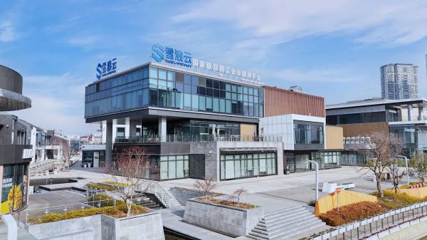 创新力拉满!雪浪工业大模型平台入选2024年度江苏省工业软件优秀产品和应用解决方案名单