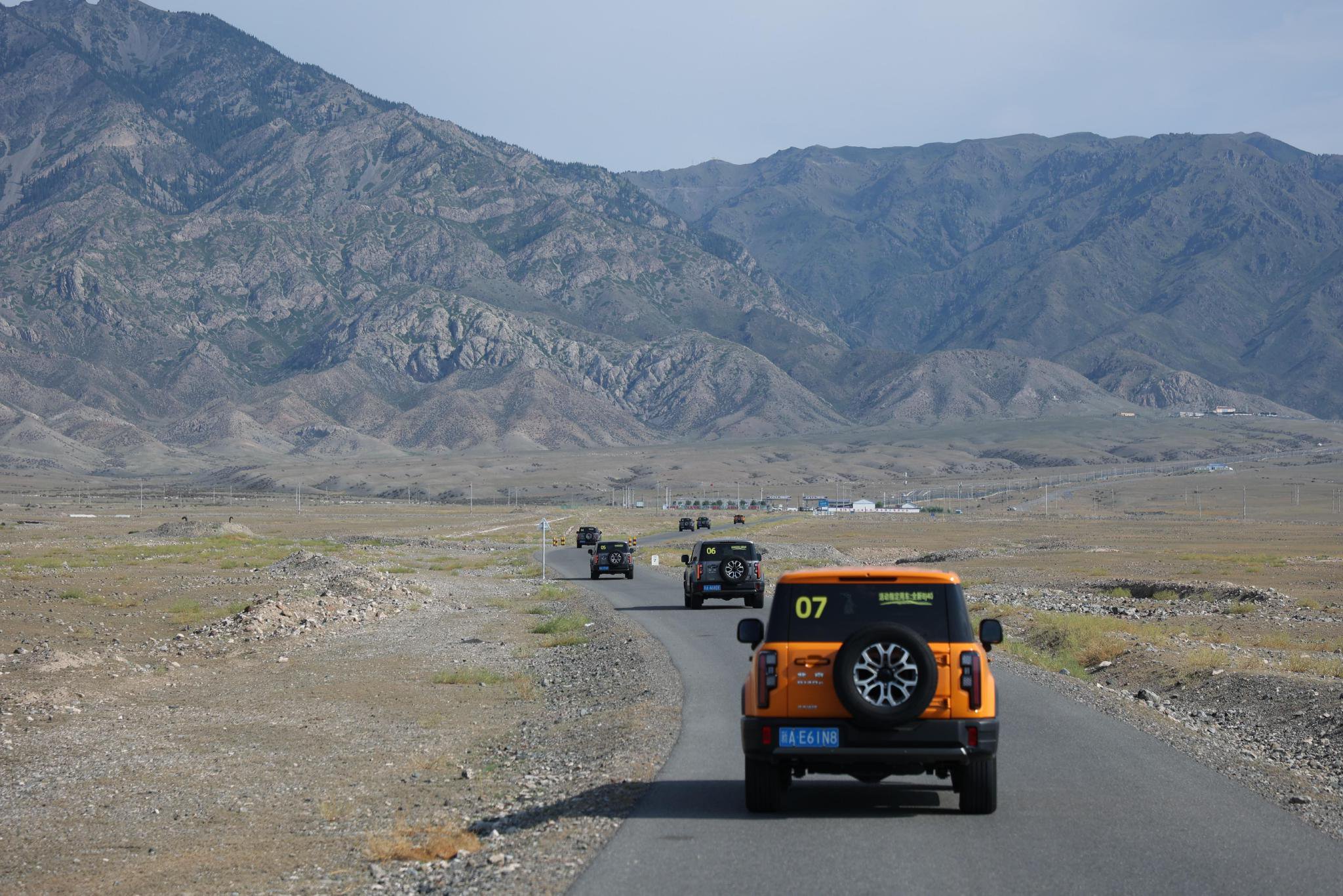 全新BJ40城市猎人版以越野之名,助力中国科学探险考察深入新疆夏尔西里无人区!