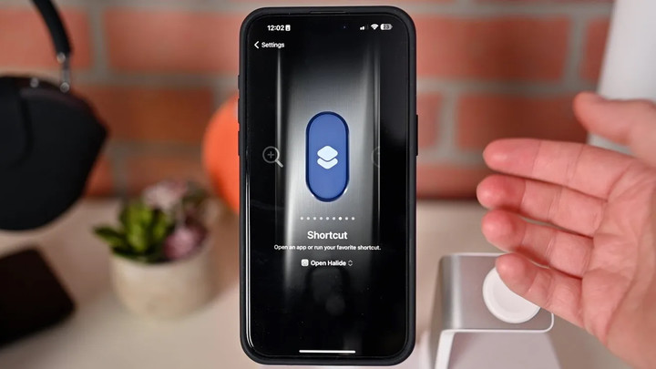 iPhone 16 Pro 最大的更新，背后是苹果设计哲学的摇摆
