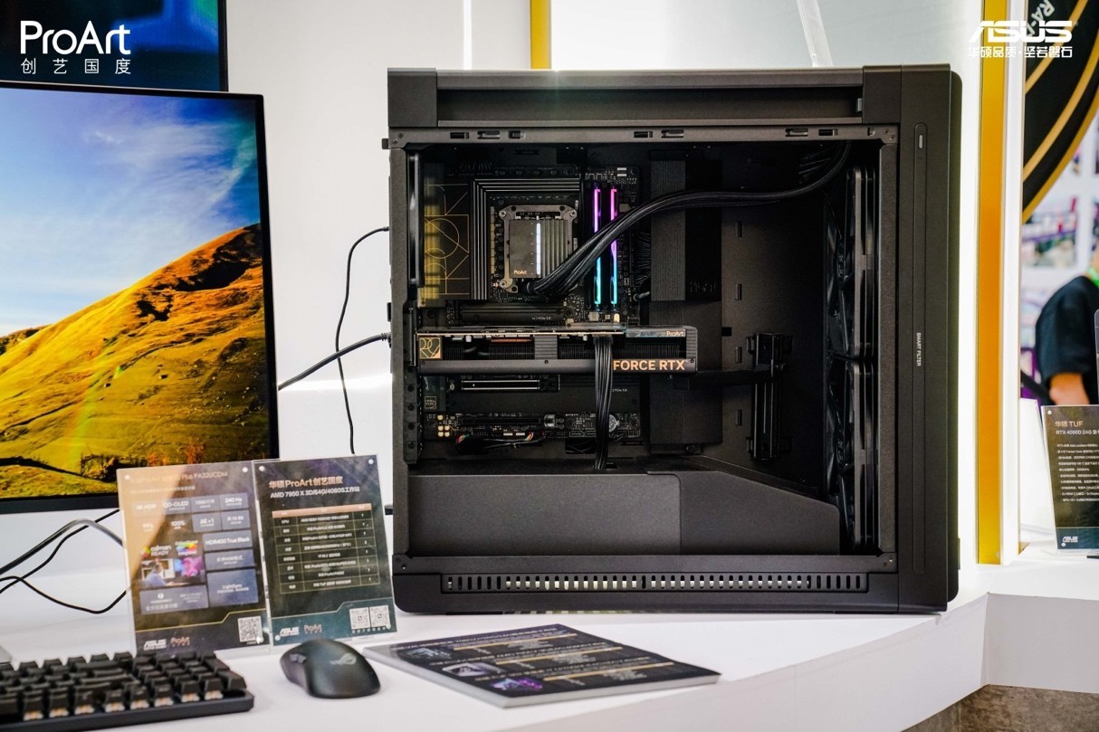 华硕X870主板领衔多款ProArt、WS主板惊艳BIRTV2024