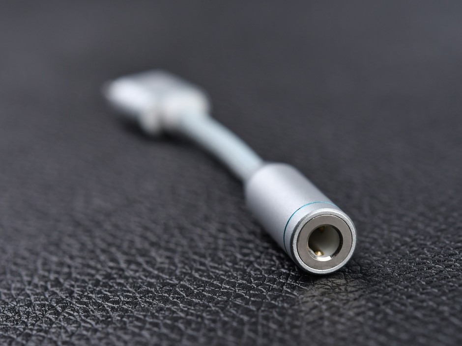 翡声JA11便携式解码耳放图赏，精致小巧颜值高