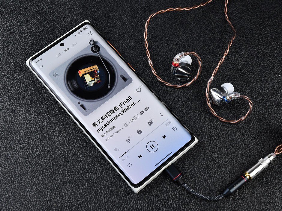 翡声JA11便携式解码耳放图赏，精致小巧颜值高