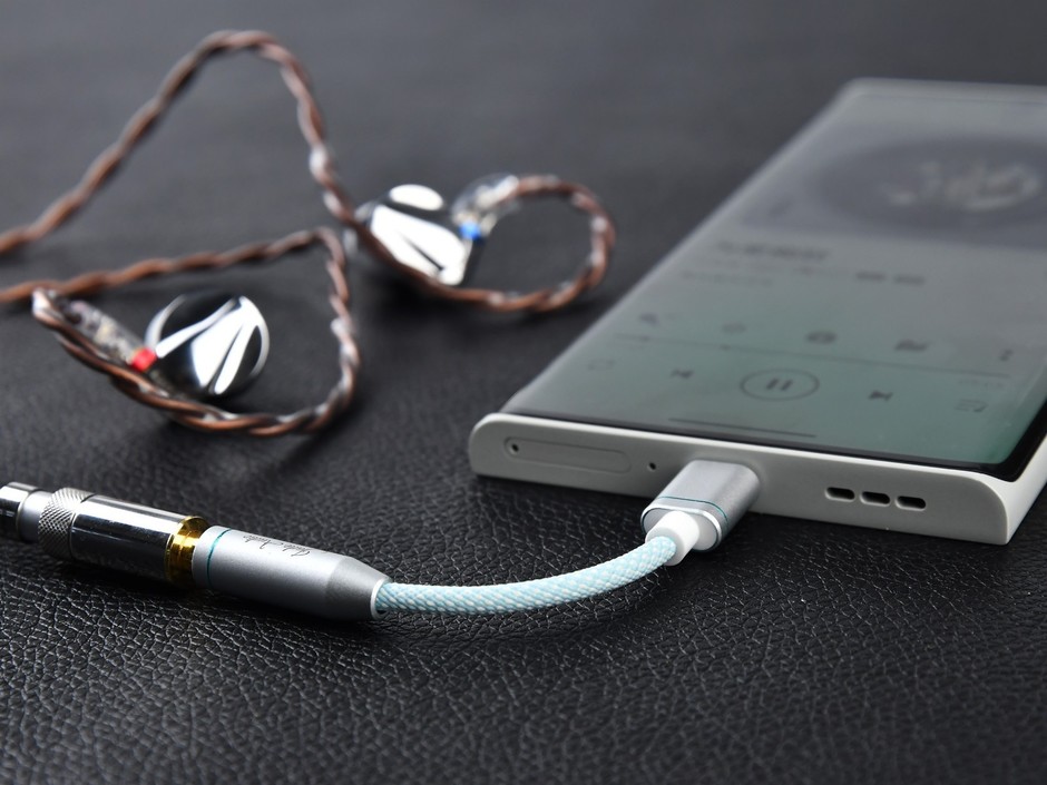 翡声JA11便携式解码耳放图赏，精致小巧颜值高