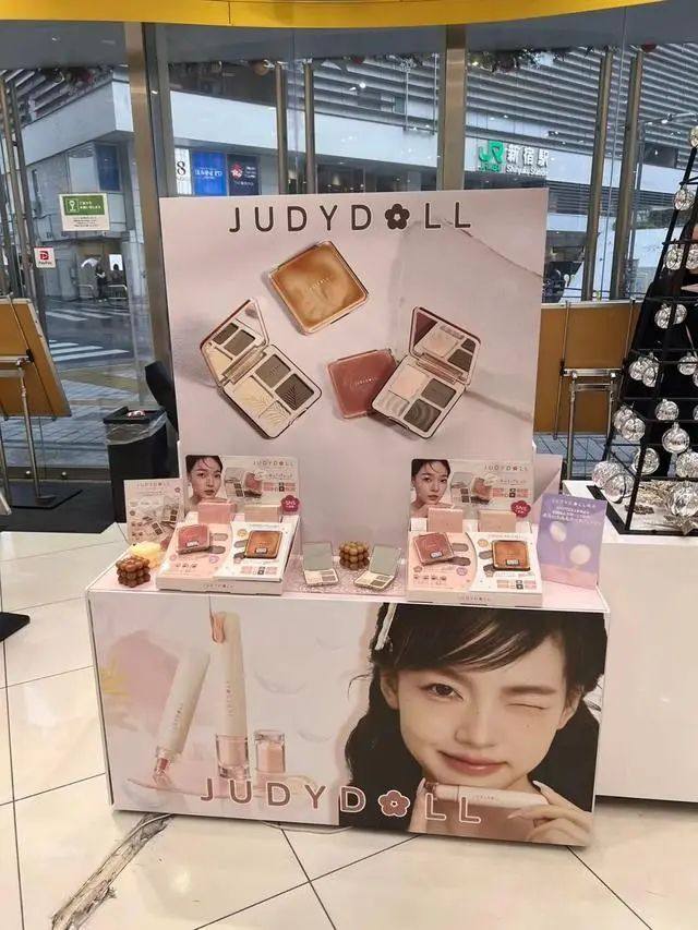 中国美妆火到海外，但为什么还没有世界级品牌？