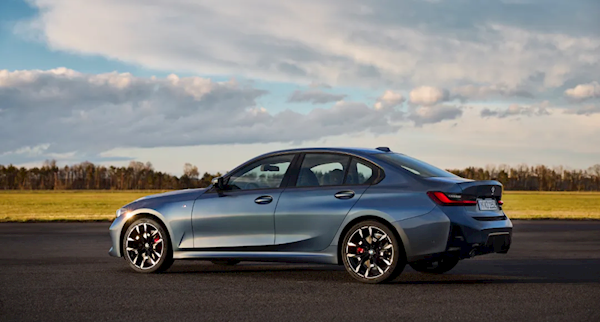 曝新款宝马3系将于成都车展亮相:取消320版本 入门动力大增